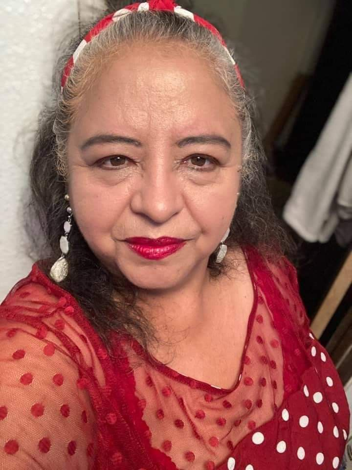 <em>Claudia guzman</em>